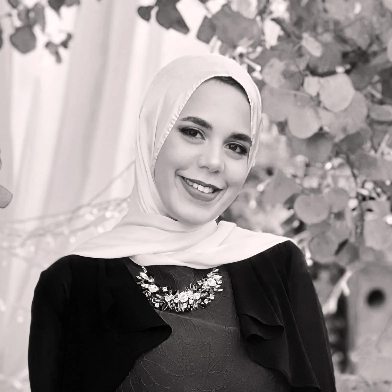 Mona Afifi's avatar