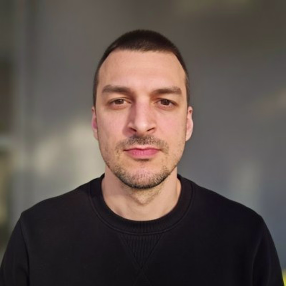 Marco Gavel