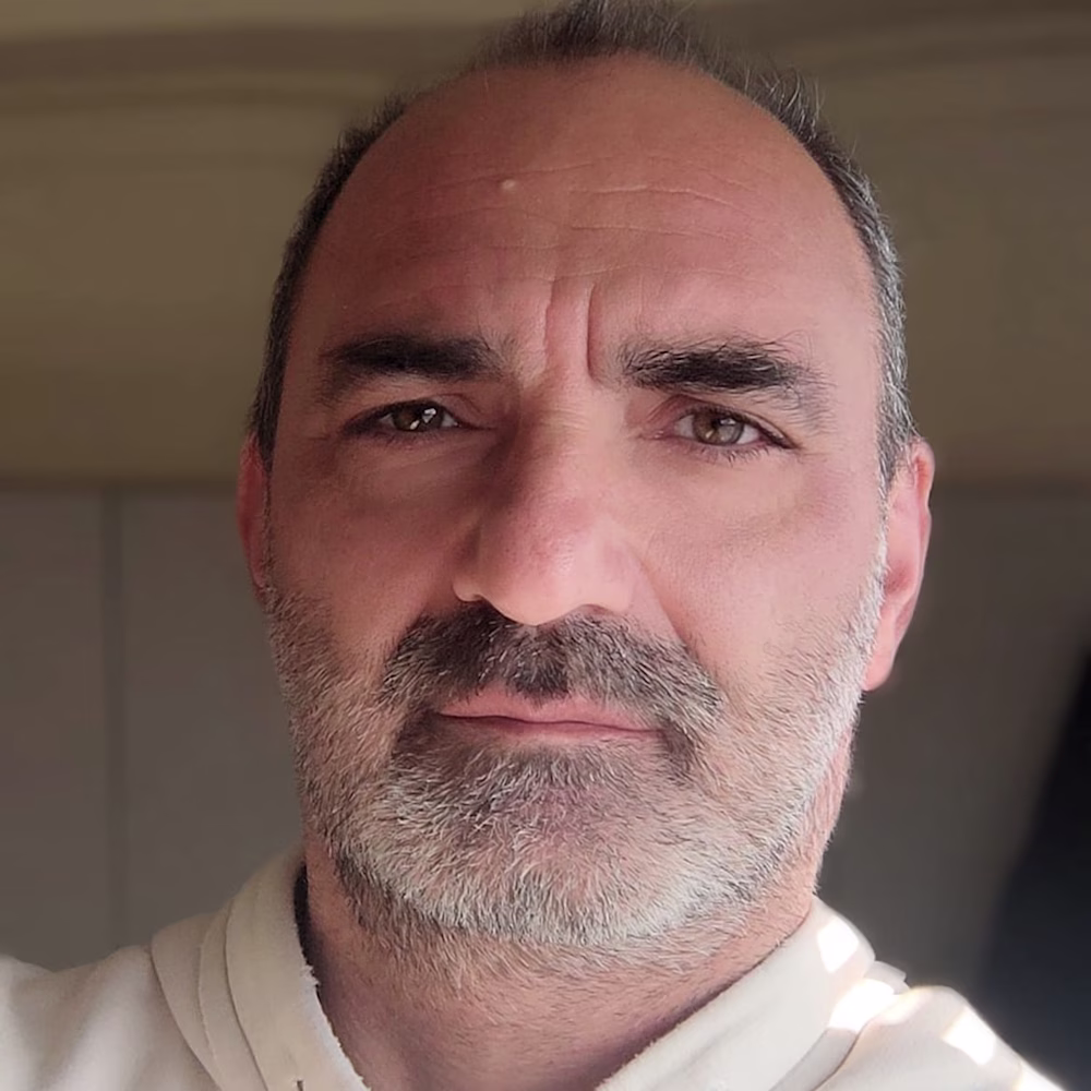 Kostas NIKOLOPOULOS