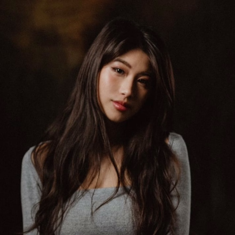 Yuna L