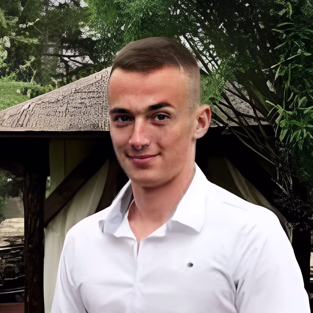 Andrii  H