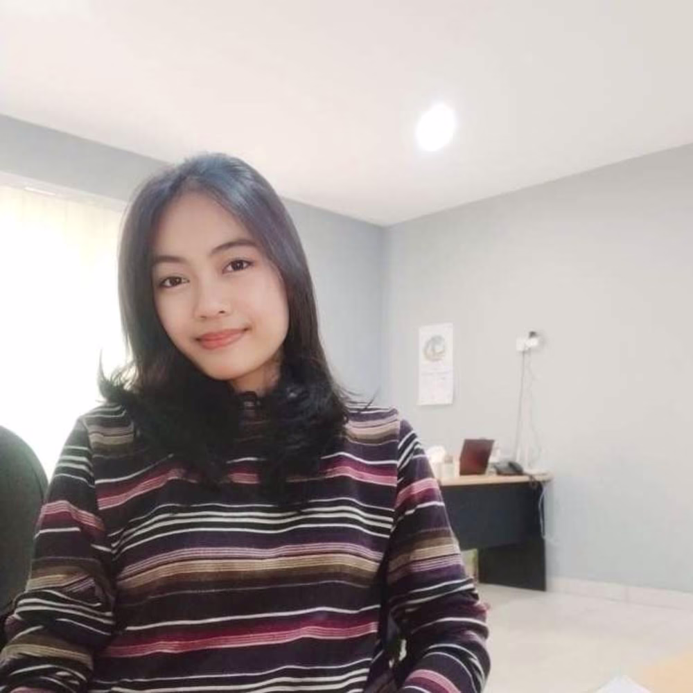 Della Fillia Sari