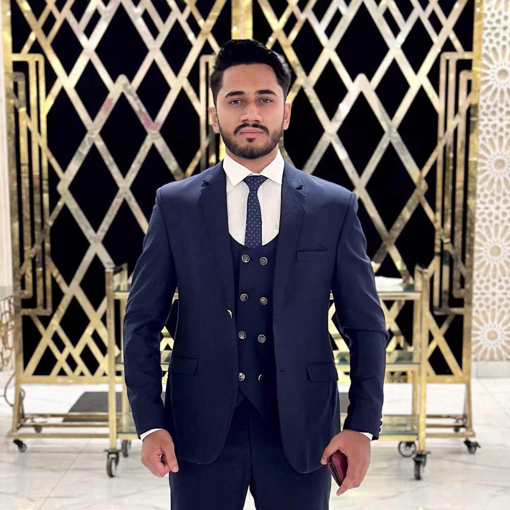 Muneeb  Tariq