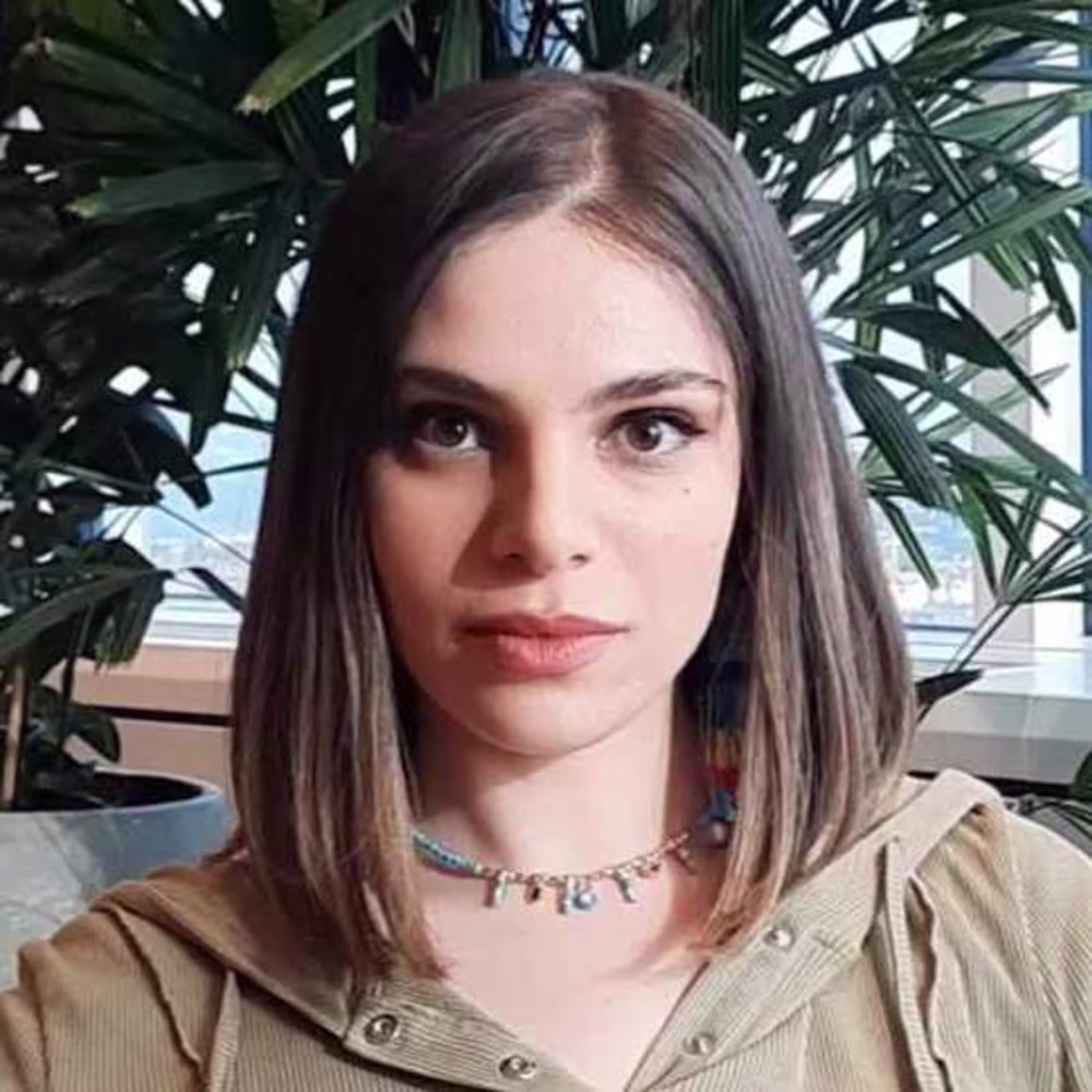 Elif  Gunes