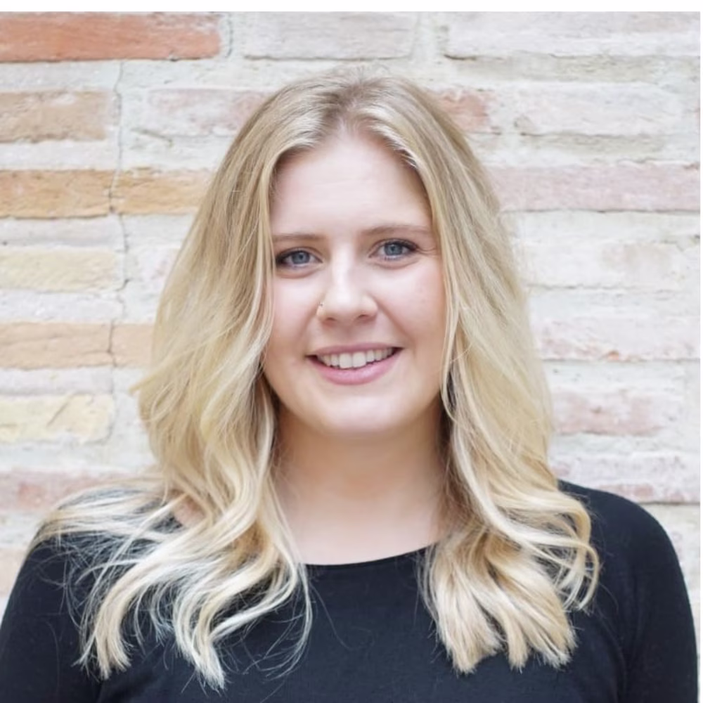 Lizzie Housley