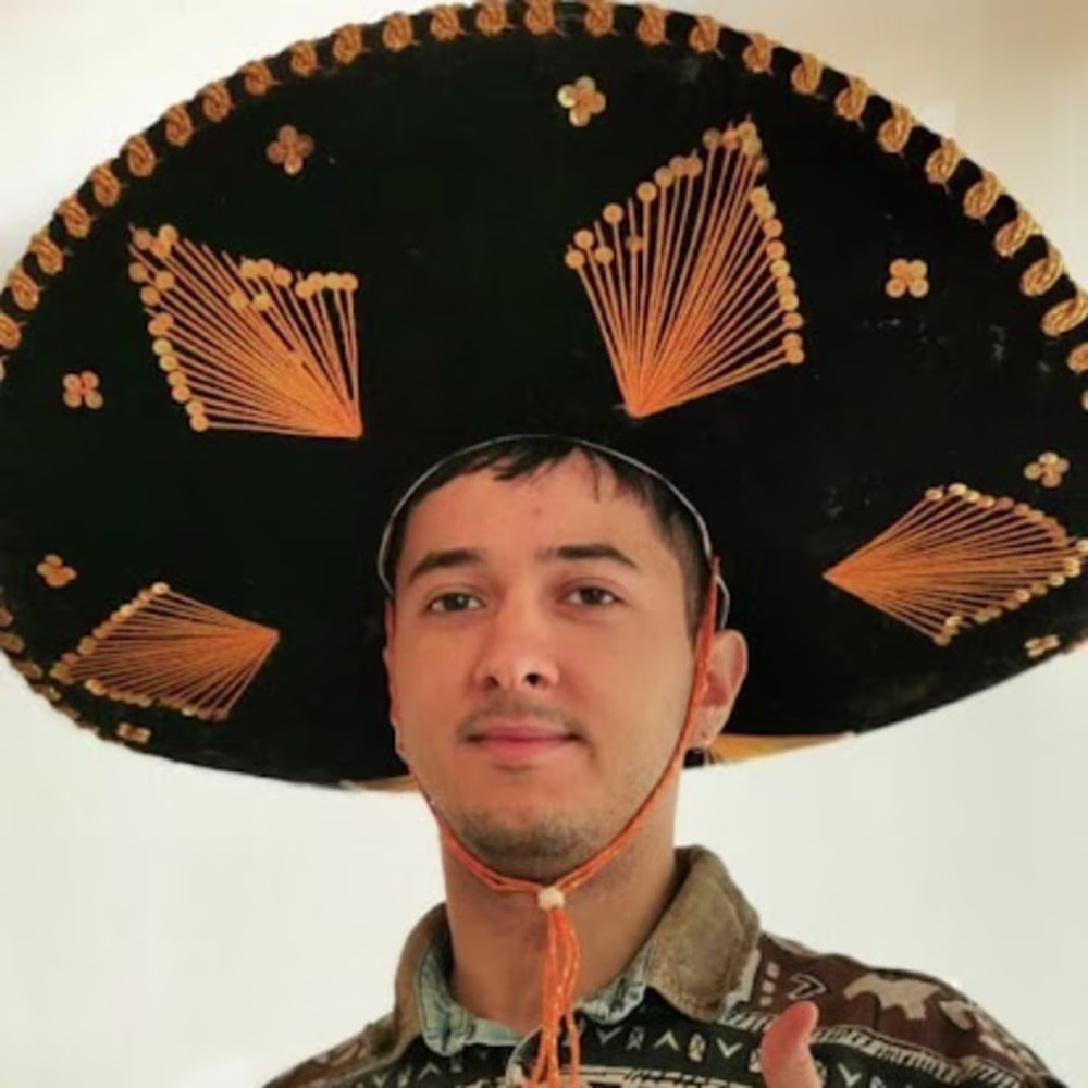 Santiago Lucero