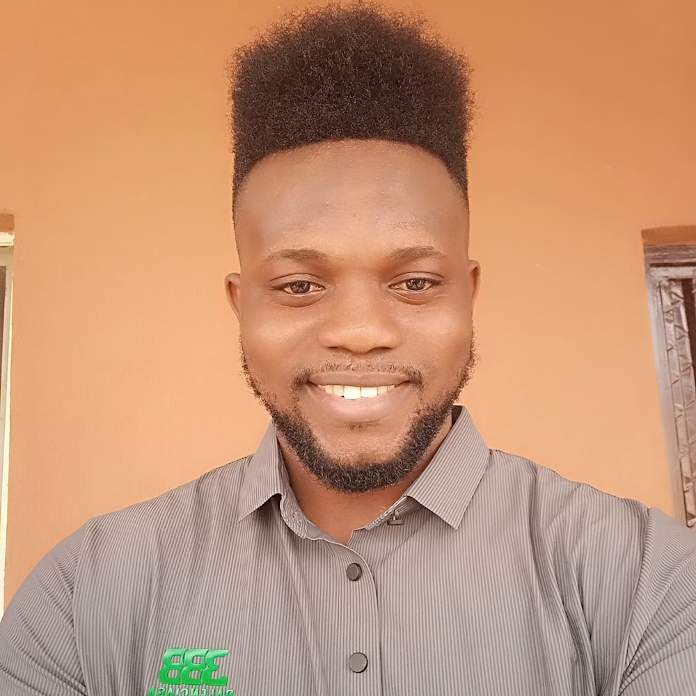 Tope Daniel