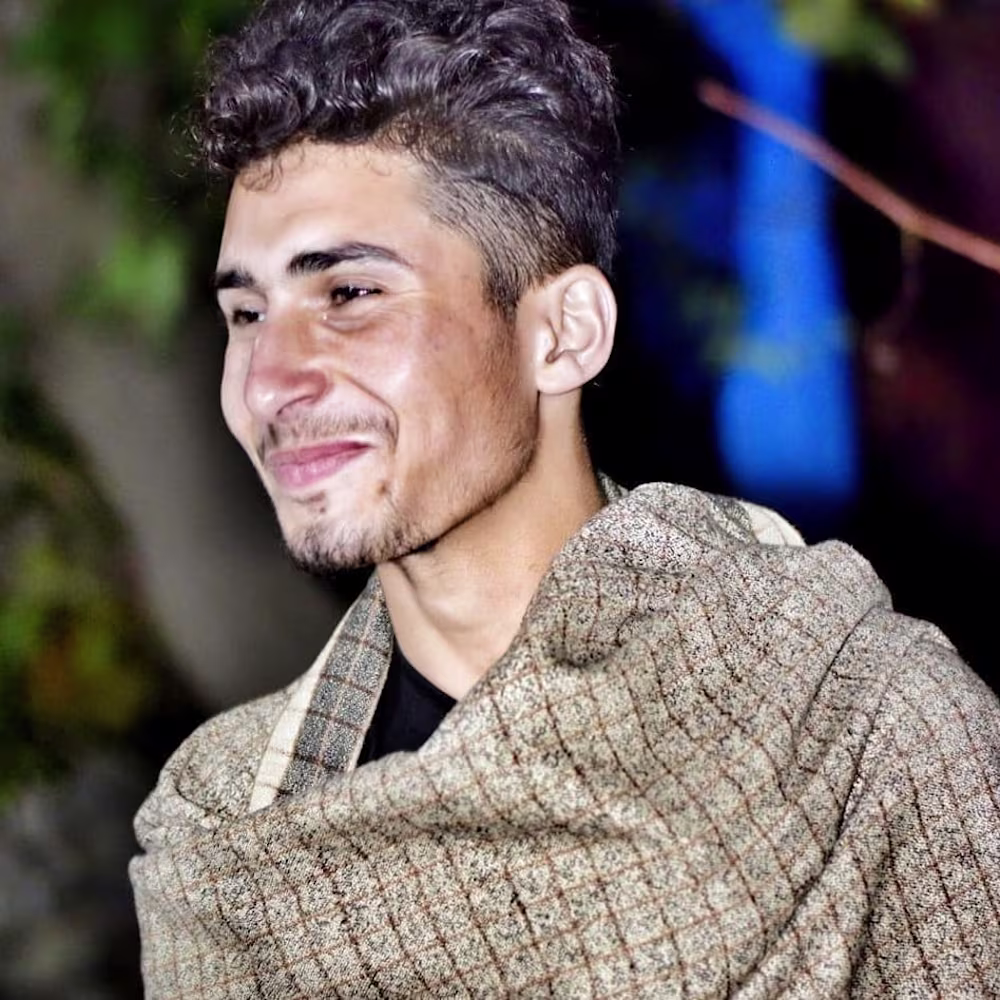 Saqlain razaqq