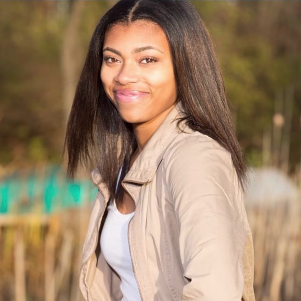 Briana Dixon