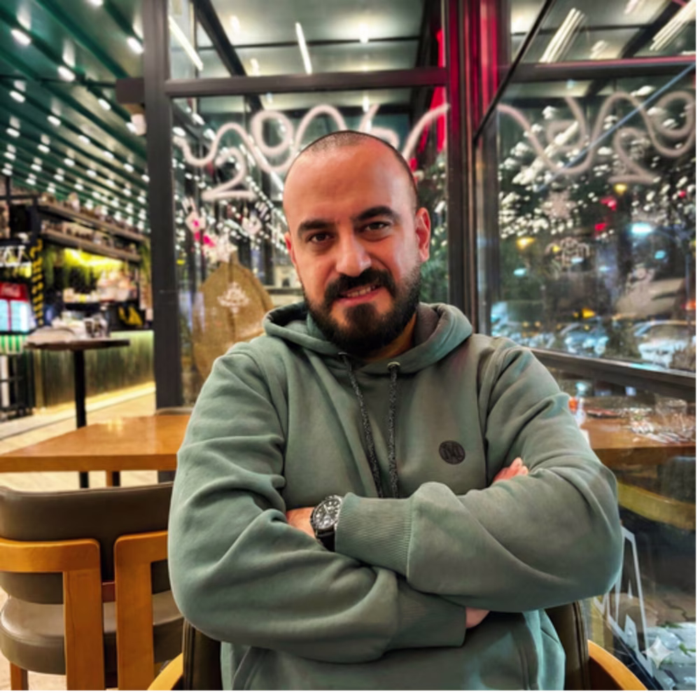 Ashkan A.