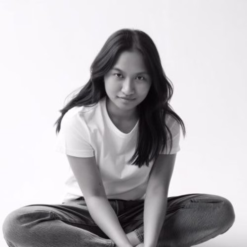 Nayli C.