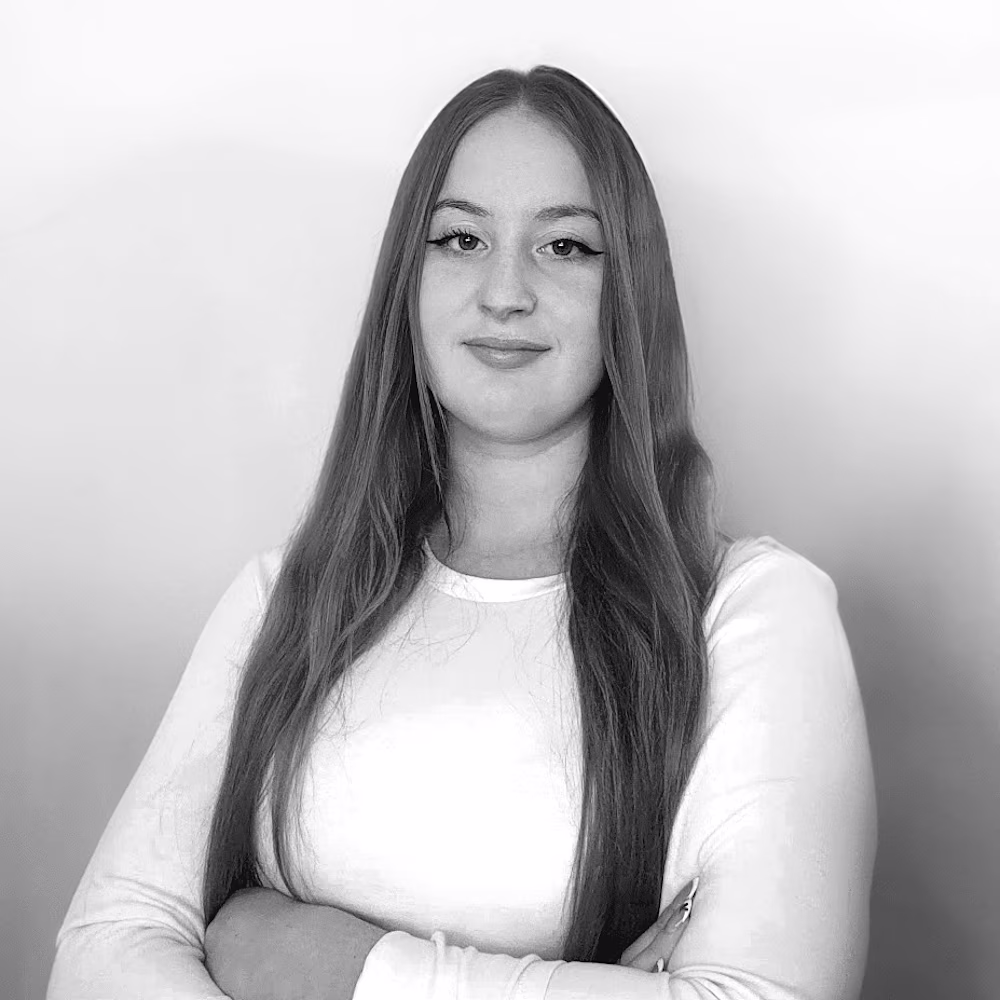 Laura  Greger 