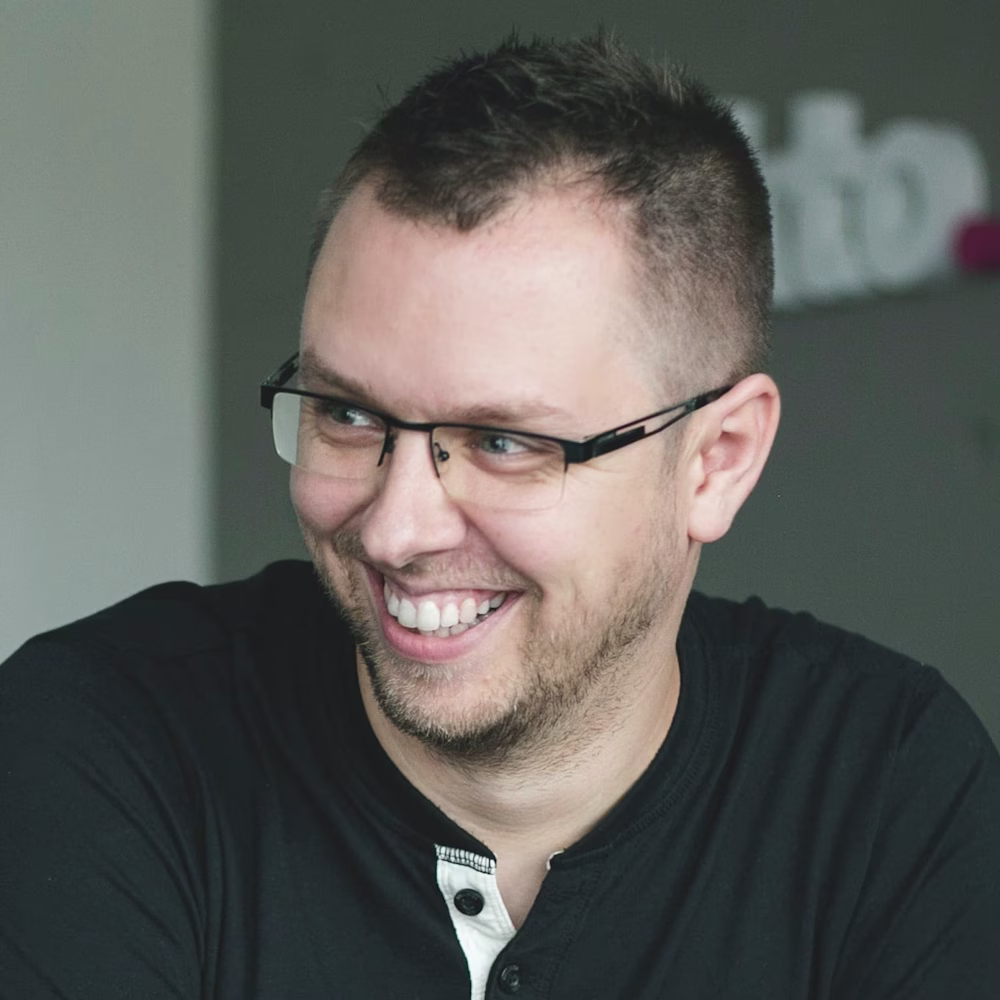 Marek Levak