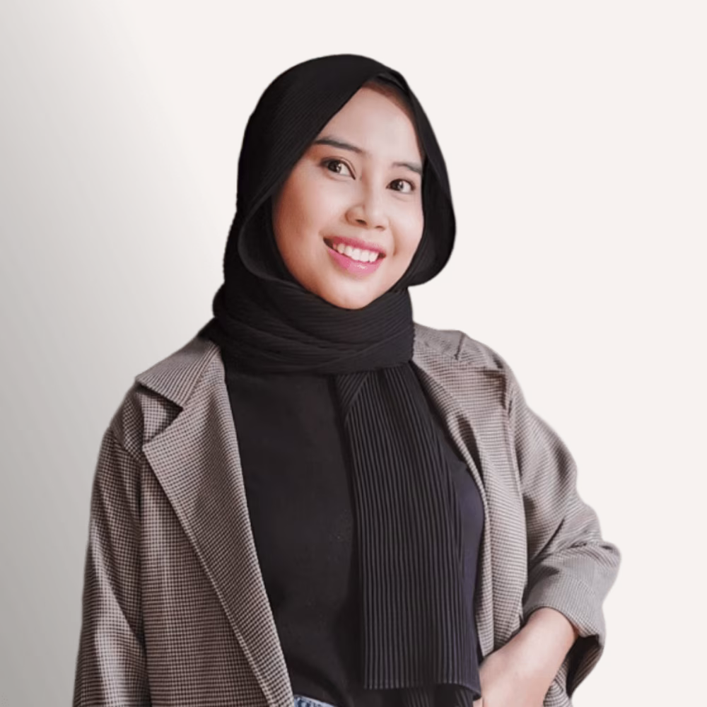 Dheana Titaura H