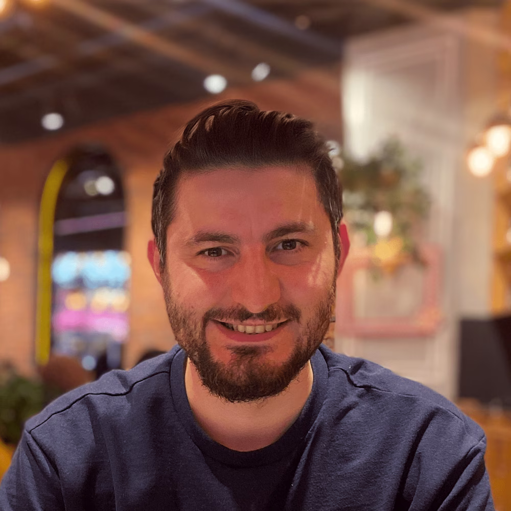 Onur Kuru