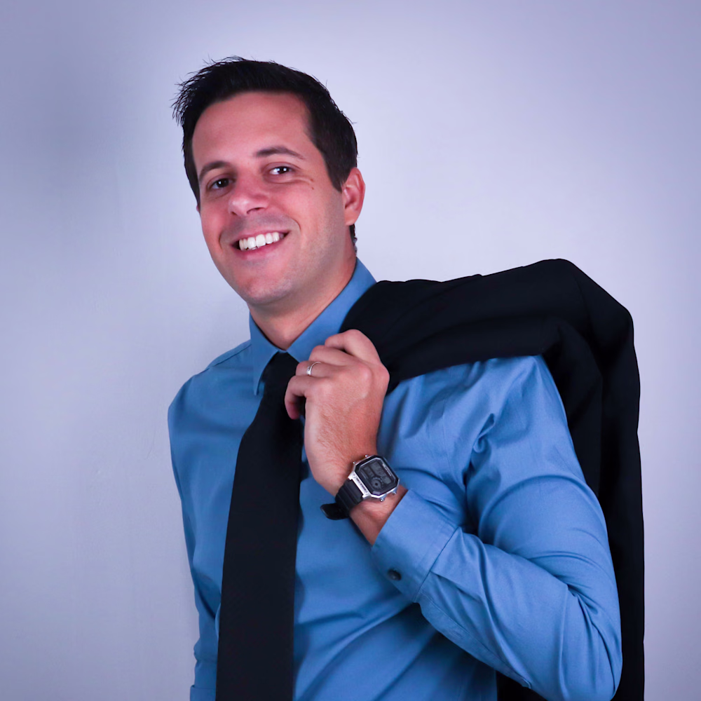 Leandro  De Assis