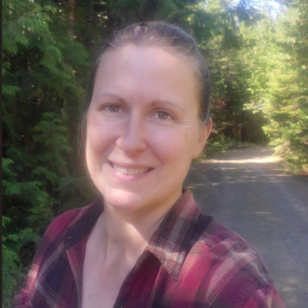 Lori Grove