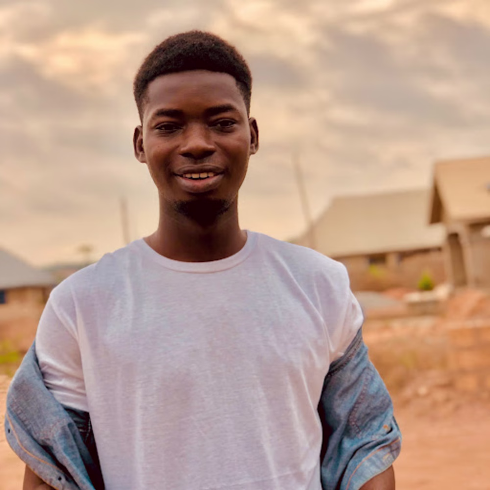 Ayomide  Ayoola 
