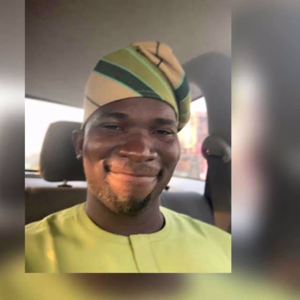 Akintayo  Olushola