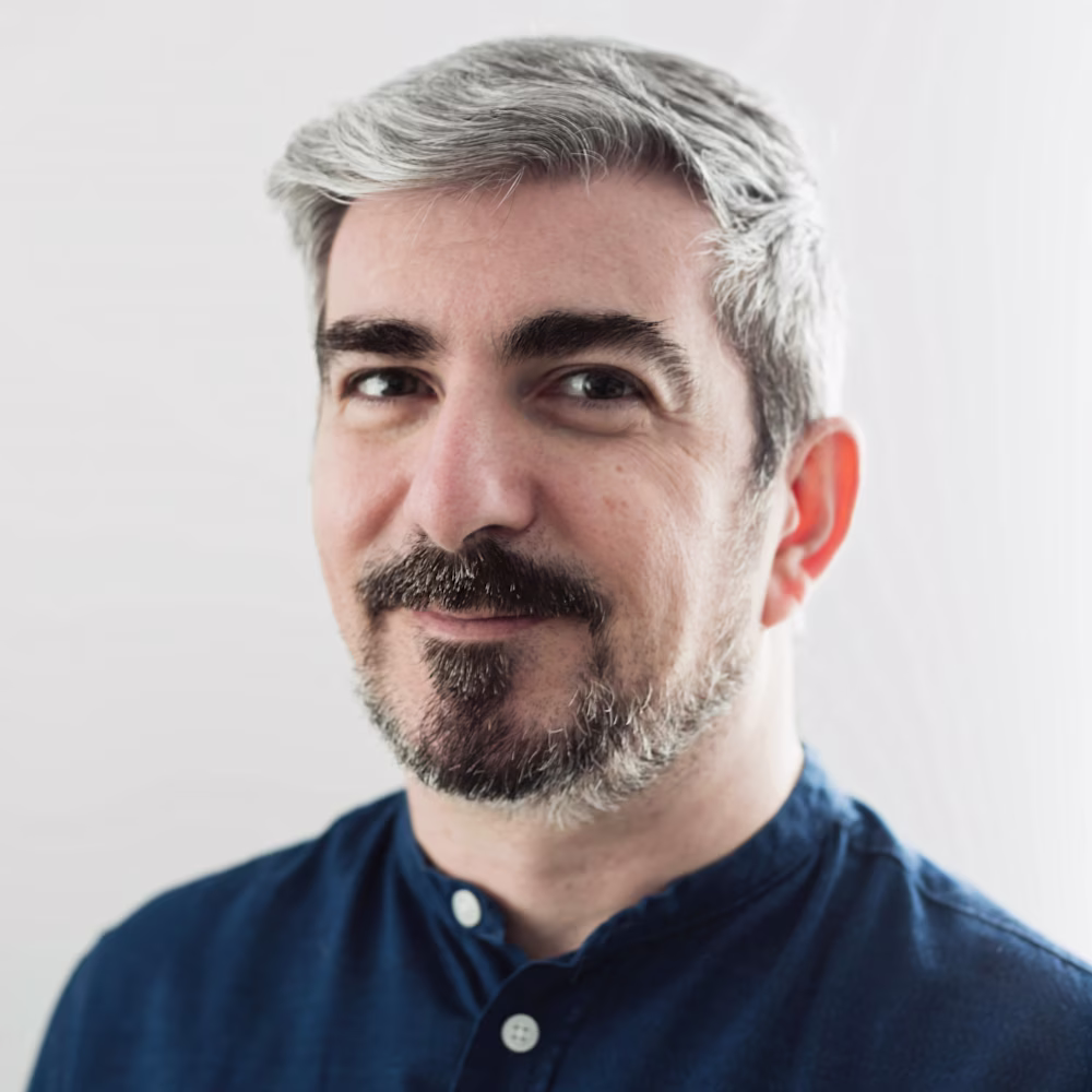 Roberto De Simone