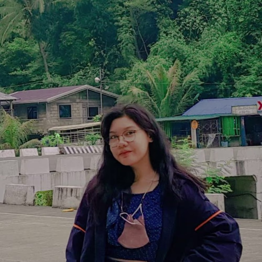 Angela  Ong