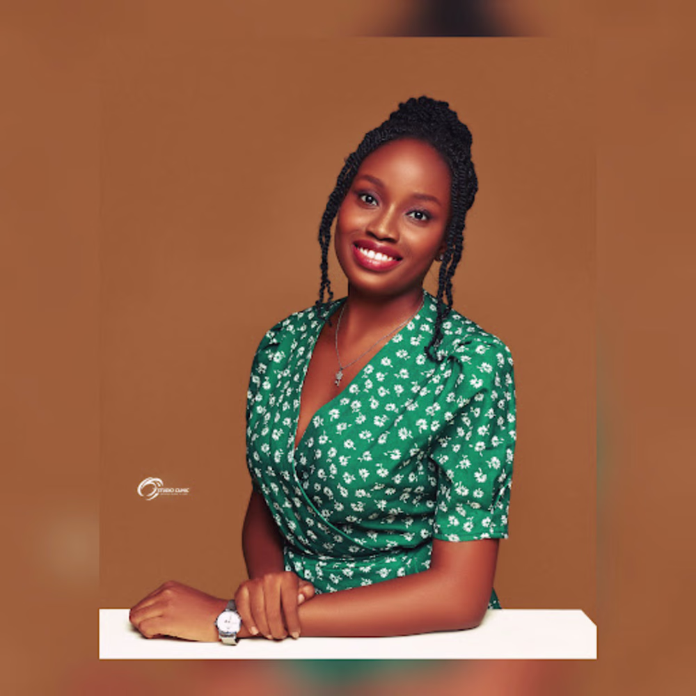 Busola Falope