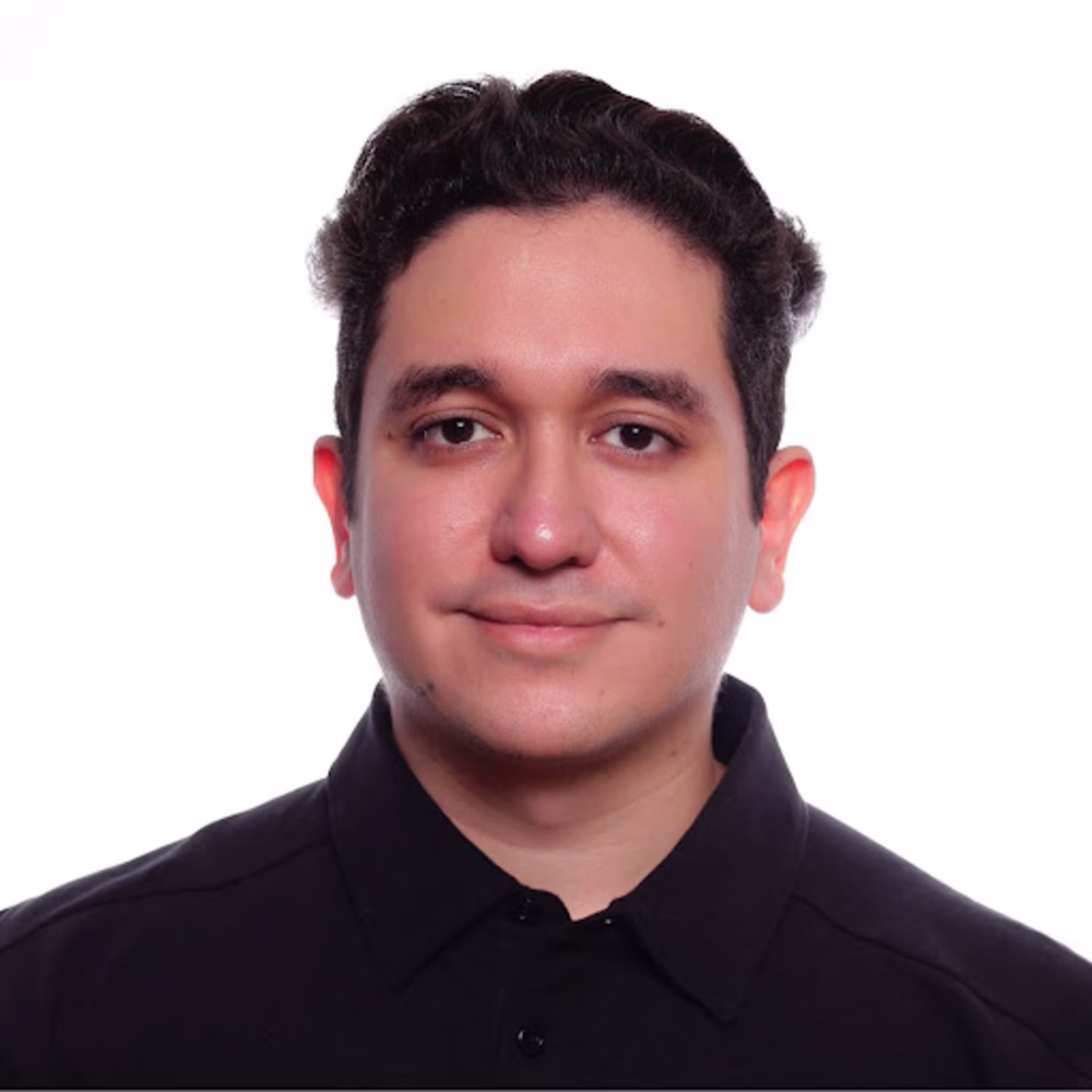 Luis Arcia