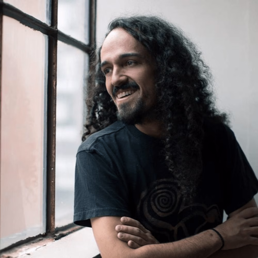Julian Bustos