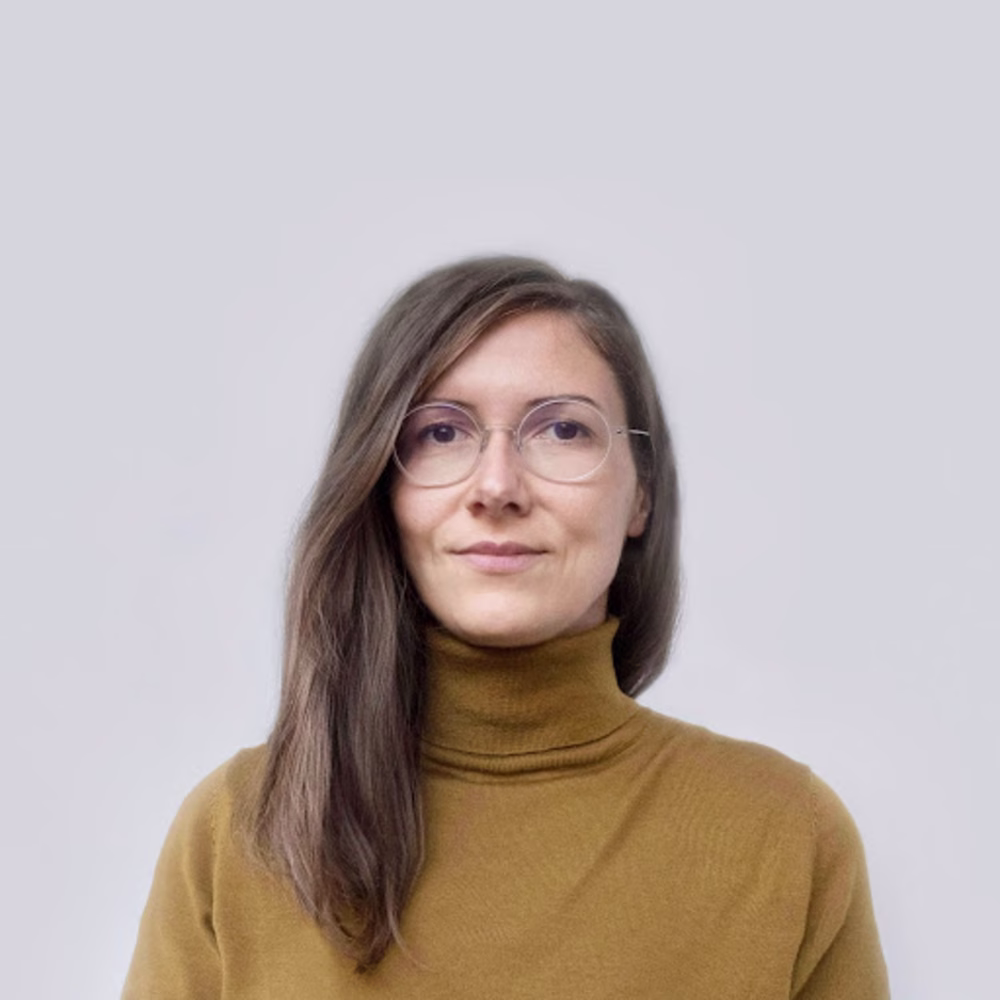 Cami Dobrin