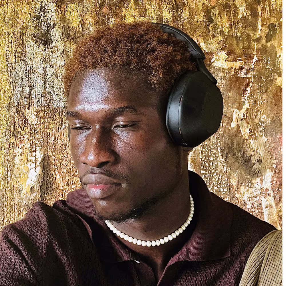 Praise Fabilola
