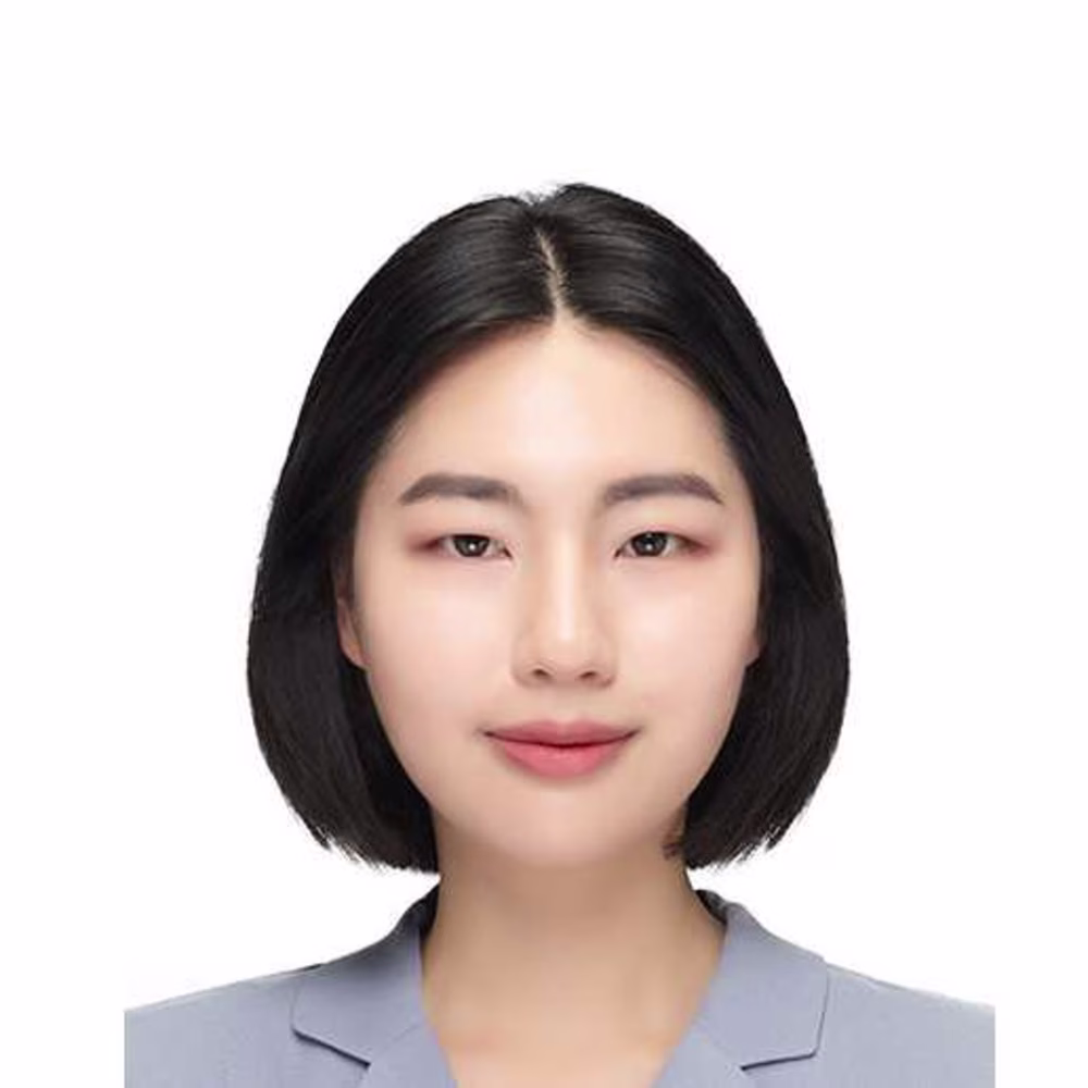nura lee