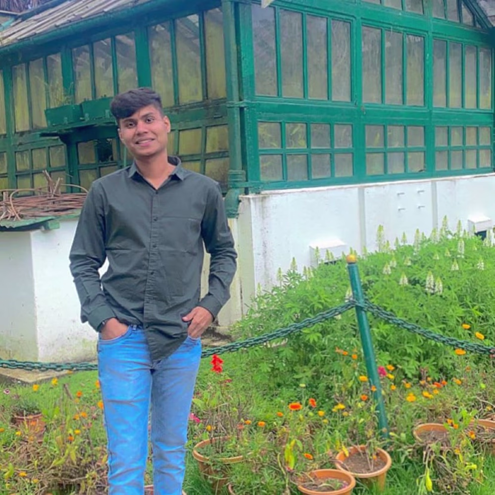 Rohan M