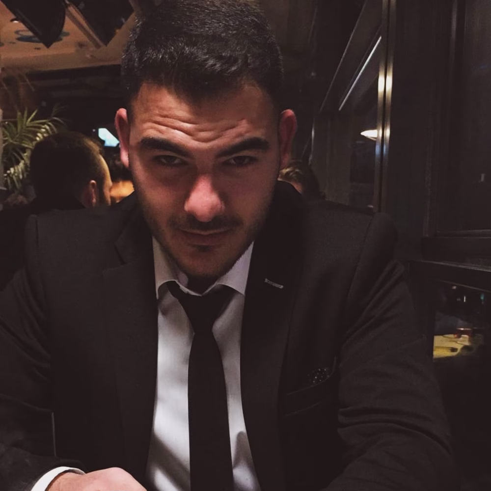 Taha Akgök