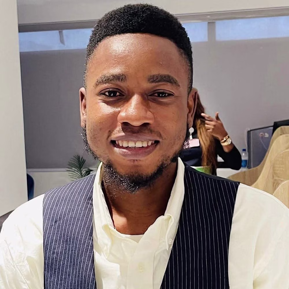 Tobi Bello