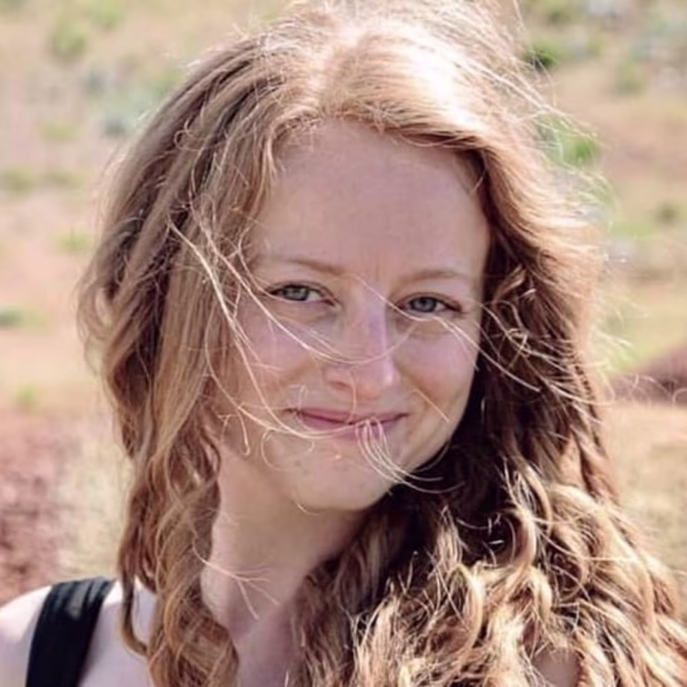 Lindsi Kay