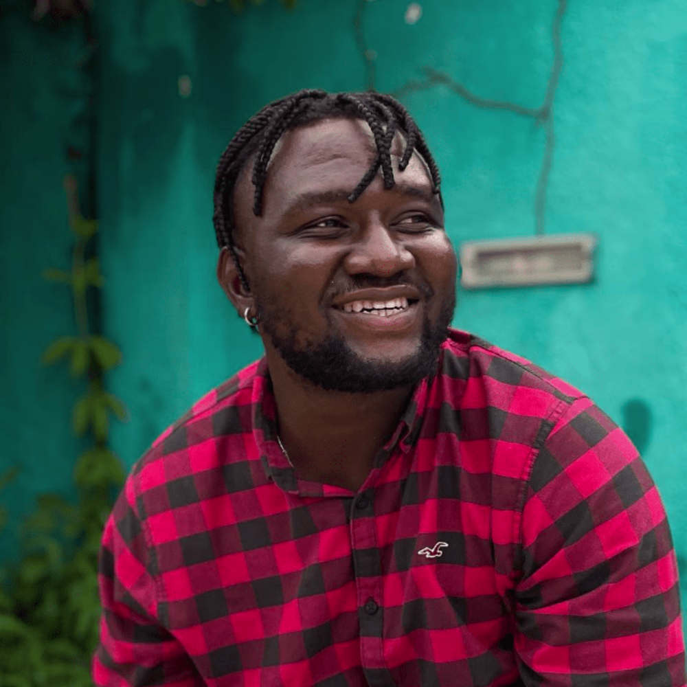 tobi Akanni