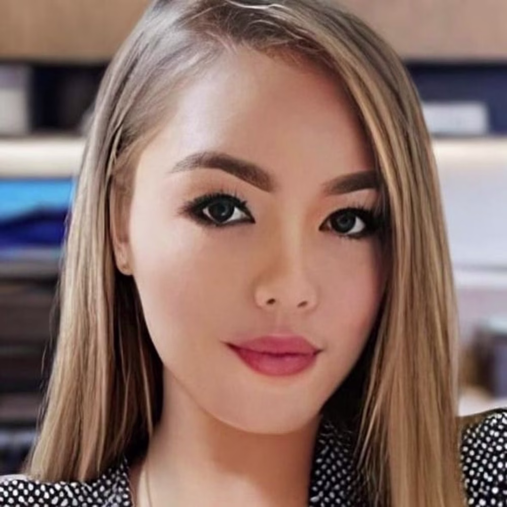 Jenny  Labura