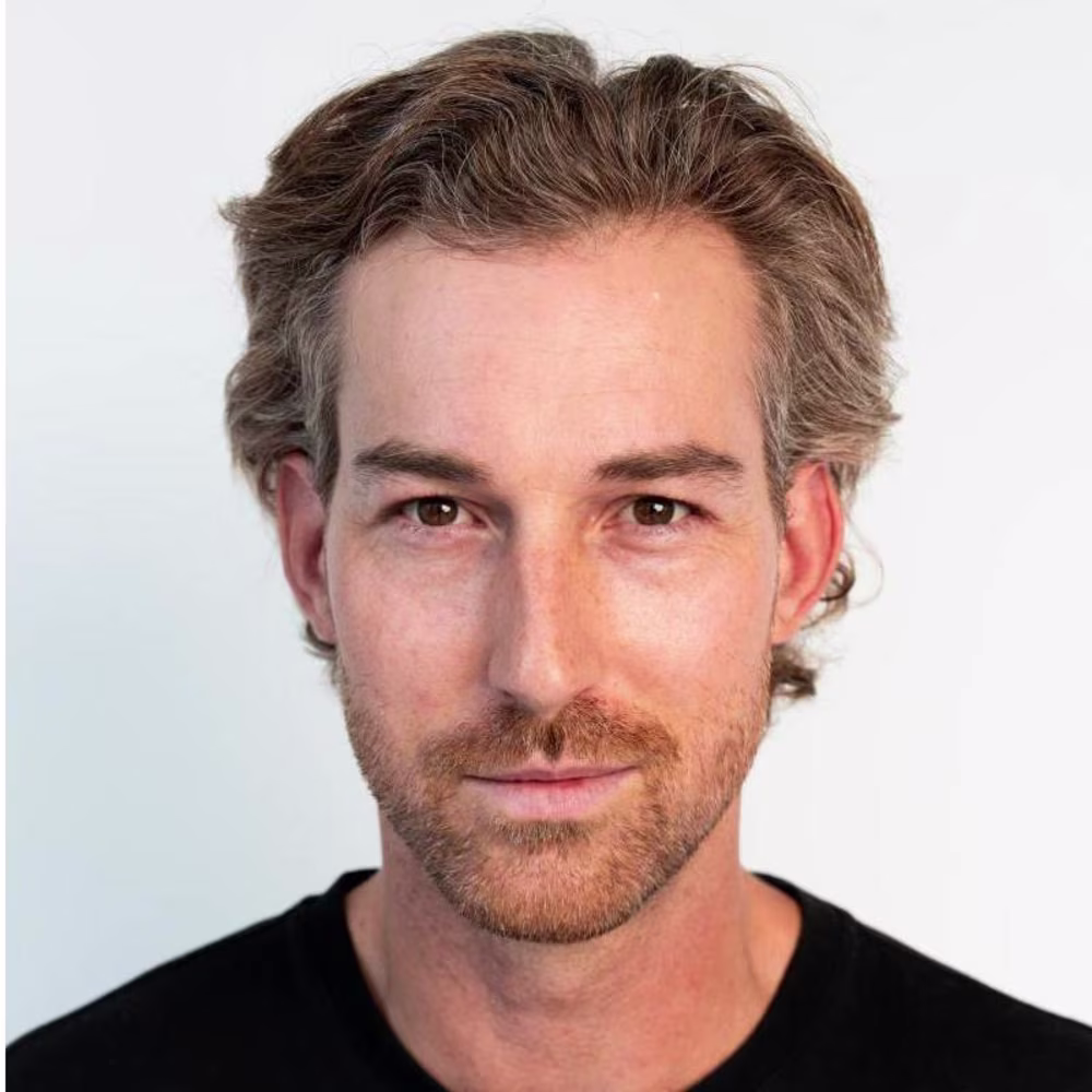 Julian Bell