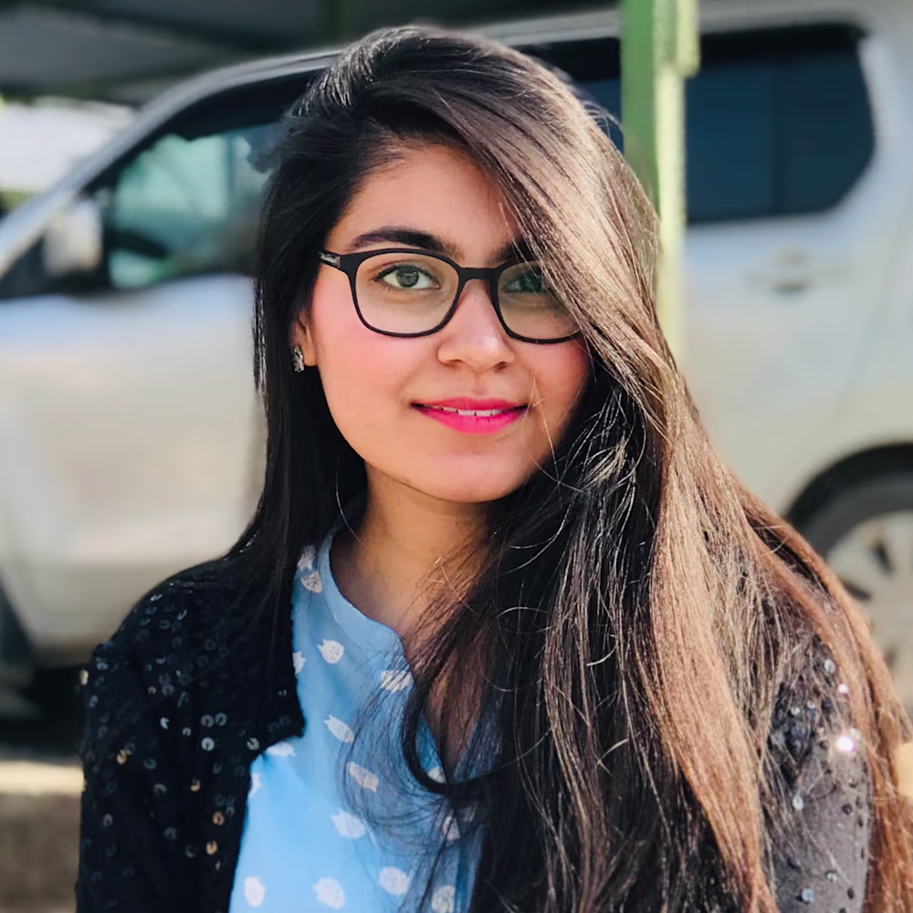 Zoya Lakhani