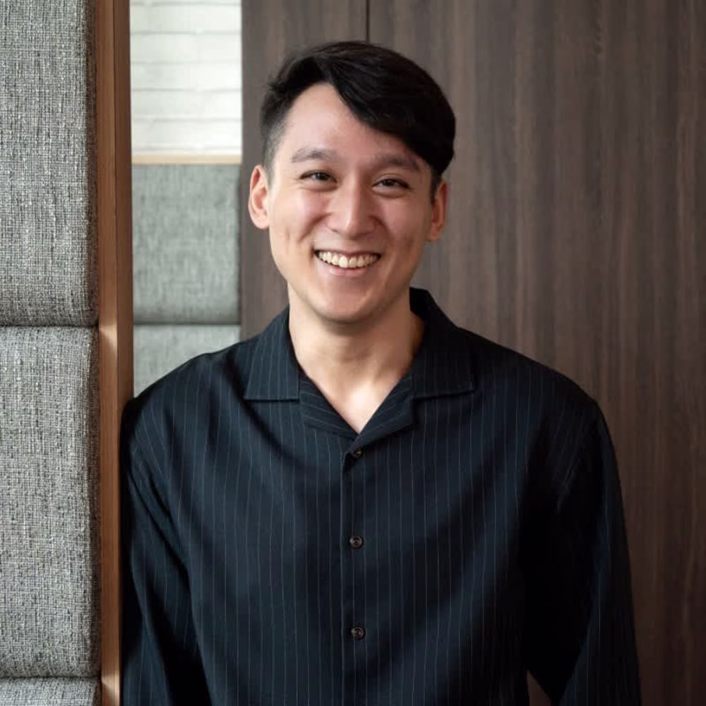 Yan Ming Chen