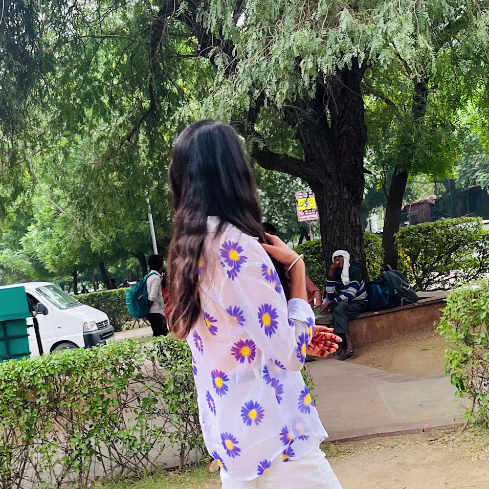 Divya  Jakhar