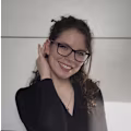 Lívia avatar