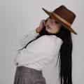 Leanne avatar