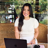 Nia Nguyen logo