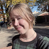 Zoe Luglan