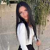 Mickaela  Hogan