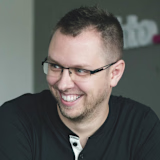 Marek Levak