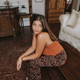 Nadine Zh