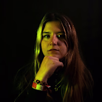 Meera avatar