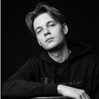 Ilya Komarov